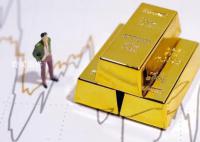 有人赴香港买金条一天赚7000元 这种做法真的可行吗