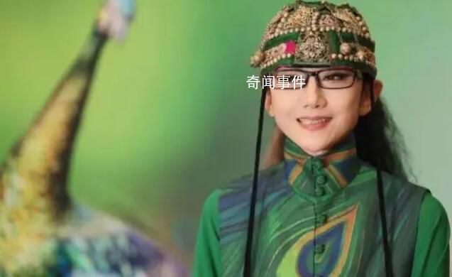 杨丽萍回应孔雀舞剧争议 进入剧场的观众会和我们灵魂沟通