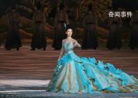 李倩美出圈 与100多斤的裙子共舞