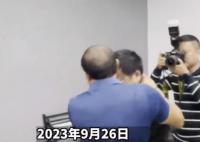走失25年男孩中秋前夕与家人团聚 一家三口再次团聚