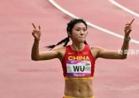 吴艳妮赛后感谢母亲到场支持 吴艳妮轻松晋级决赛