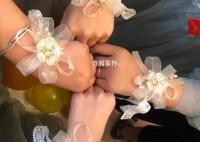 职业伴娘国庆8天8场婚礼 有婚闹不接单