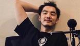 金世佳被娃求抱承认是自己儿子 现场视频曝光