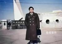 人民网评:鲶鱼终于带出大鱼