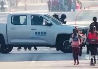 体育局介入调查马拉松选手冲刺被挡 深表遗憾向选手和观众致歉