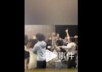 西安年轻人凌晨3点在城墙下跳舞