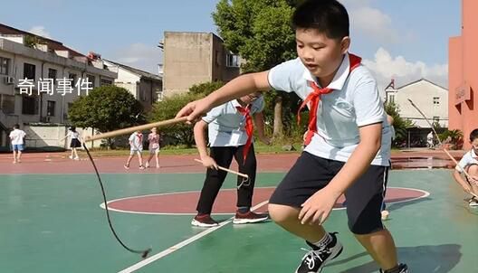 多地回应课间10分钟变课间“圈养” 称七成学生课间不出教室