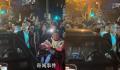 司机大伯被误认为cos余华 网友：要是拿本《活着》就更好了