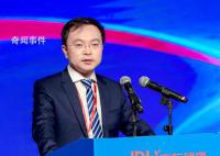 渐冻人蔡磊激动试用人工喉 还原正常声音