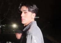 陈牧驰承认收钱 拉你手怎么了兄弟就要拉你的手