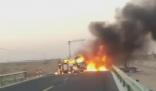 目击者讲述甘肃致8死交通事故 目击者称面包车几乎烧成空架子