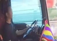 男子解开安全带拿吃的致一死一伤