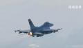 美国一架F-16战斗机在黄海坠毁 飞行员紧急逃生