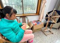 患癌奶奶5年织200多件毛衣给山区娃