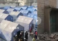 航拍甘肃积石山 房屋砖瓦掉落街道