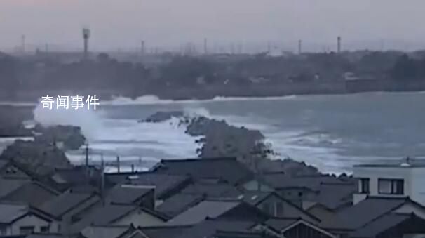 日本强震引发5米海啸 东京震感明显