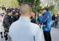 曝普陀山香火钱被多名外国人偷窃