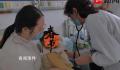 男子招待亲友忙到手脚麻木送医 需要进行治疗和调理